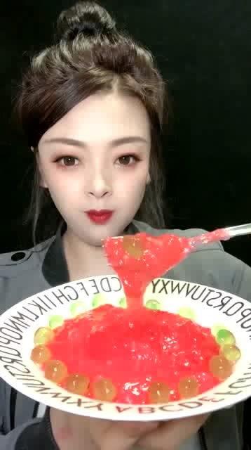 娱乐吃瓜酱小姐姐是谁啊,网络红人的魅力与影响力